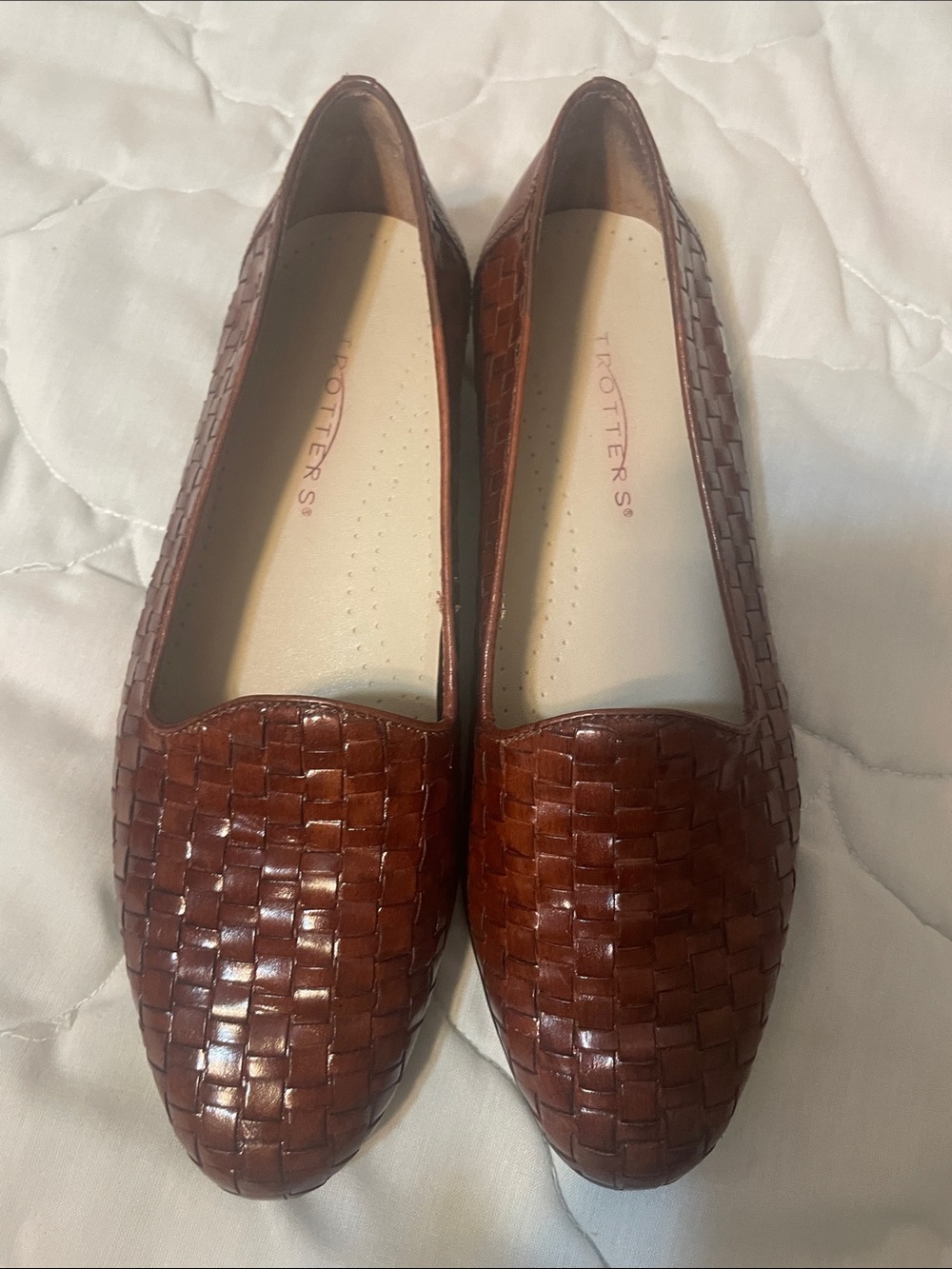 Womens trotters Liz woven leather loafers in brown